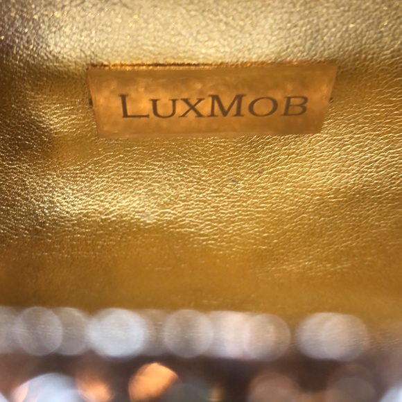 LUXMOB <Jungle> Crystal Accented Clutch w/ Chain NWT - Picture 3 of 6